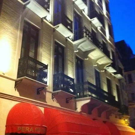 Lejlighedshotel Pera 3*