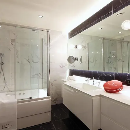 Aparthotel Pera